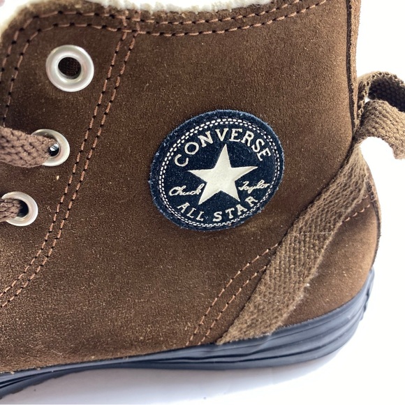 CONVERSE Chuck Taylor All Stars Suede With Sherpa Lining Color Brown SZ 5 Junior - Picture 6 of 11